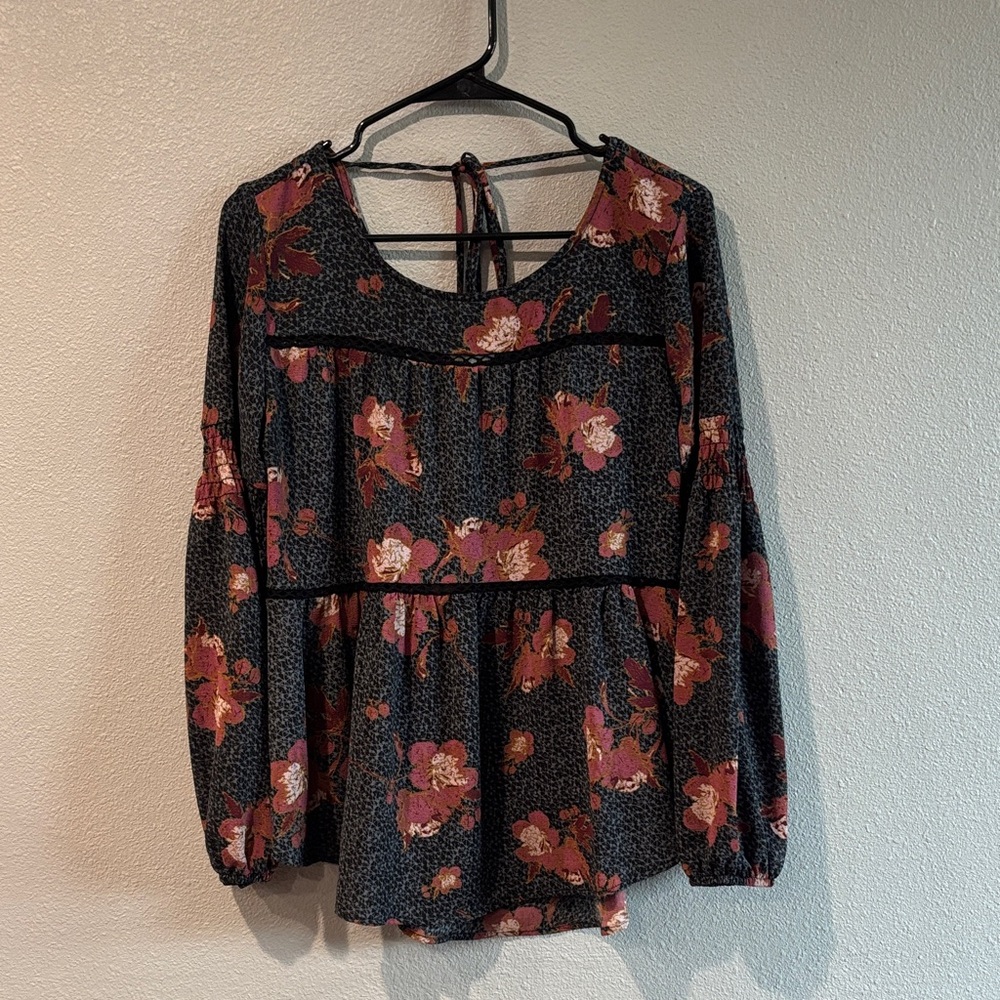 Knox Rose Black and Pink Floral Blouse